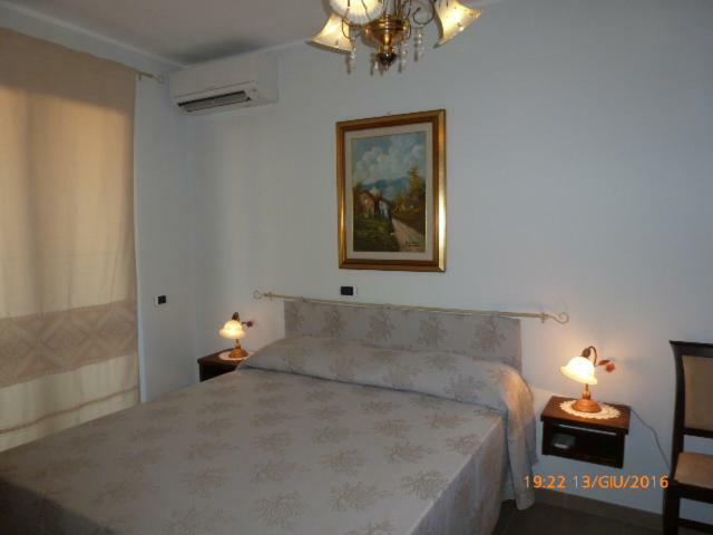 Sogno Di Mare Bed and Breakfast Pula Eksteriør billede